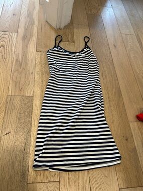 Brandy Melville dress